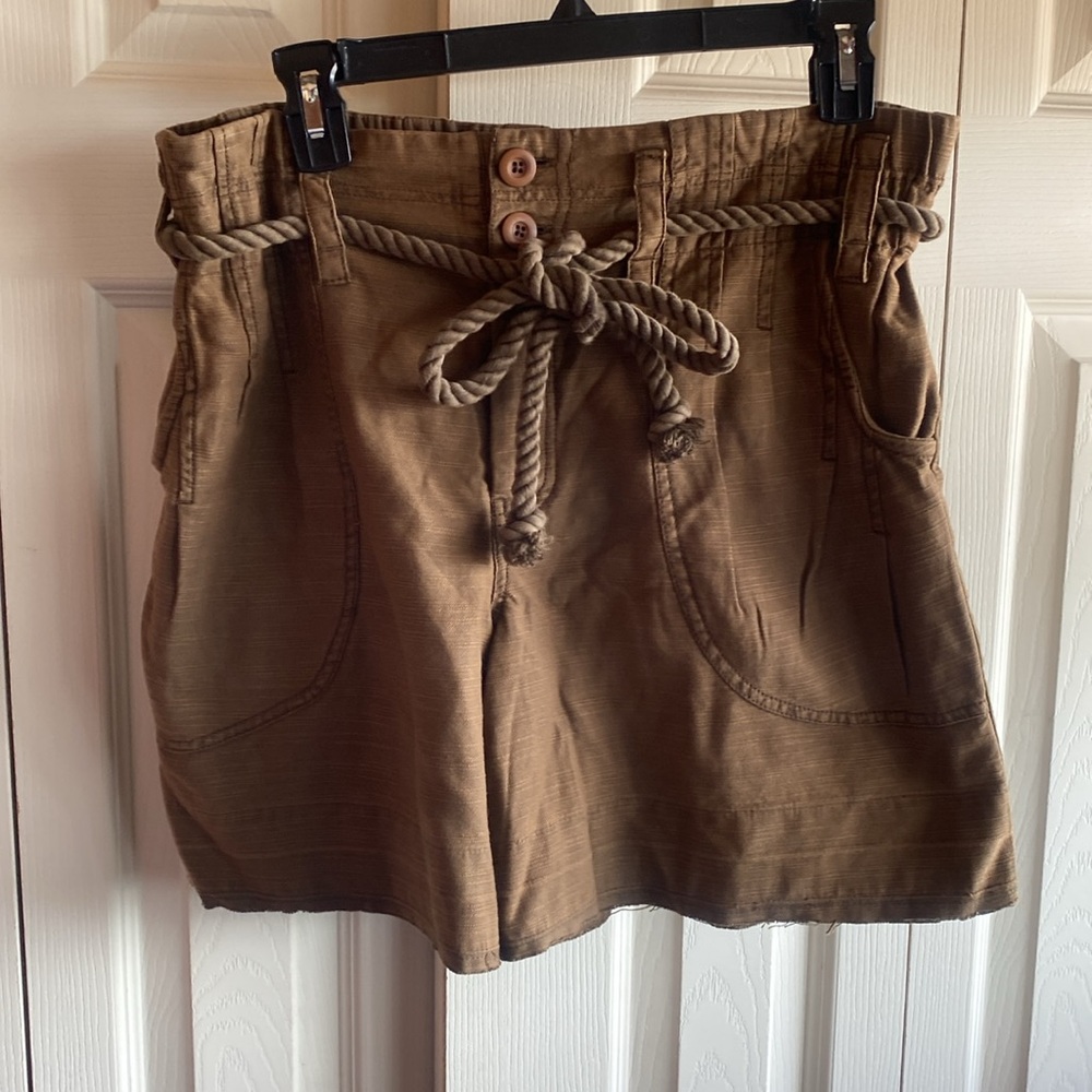 Free People NWT Brown Button Up Textured 100% Cotton Pleated Pockets Shorts Sm